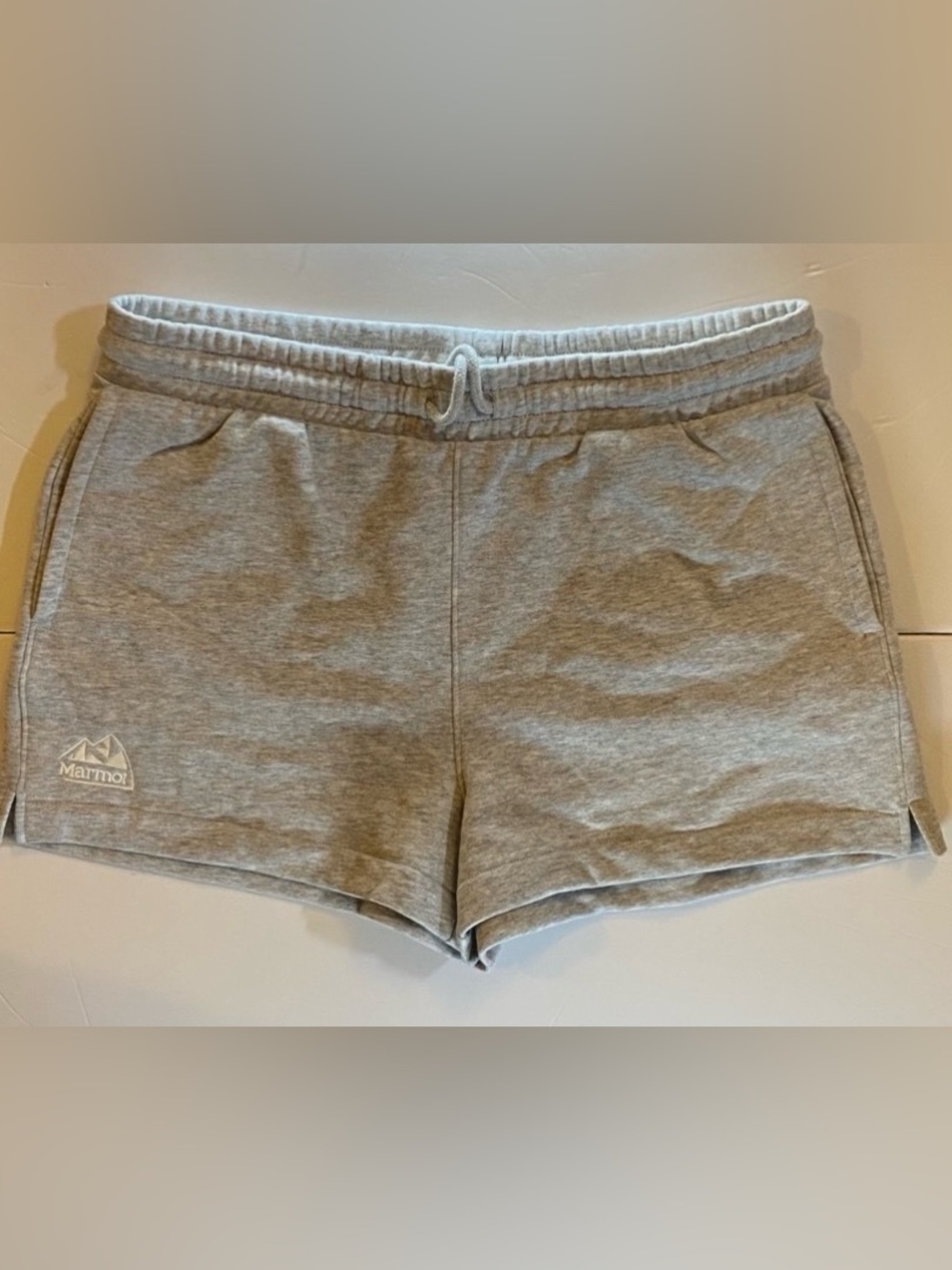 Marmot Women's Cotton/Recycled Polyester Fleece Blend Grey Shorts Size Large NWT